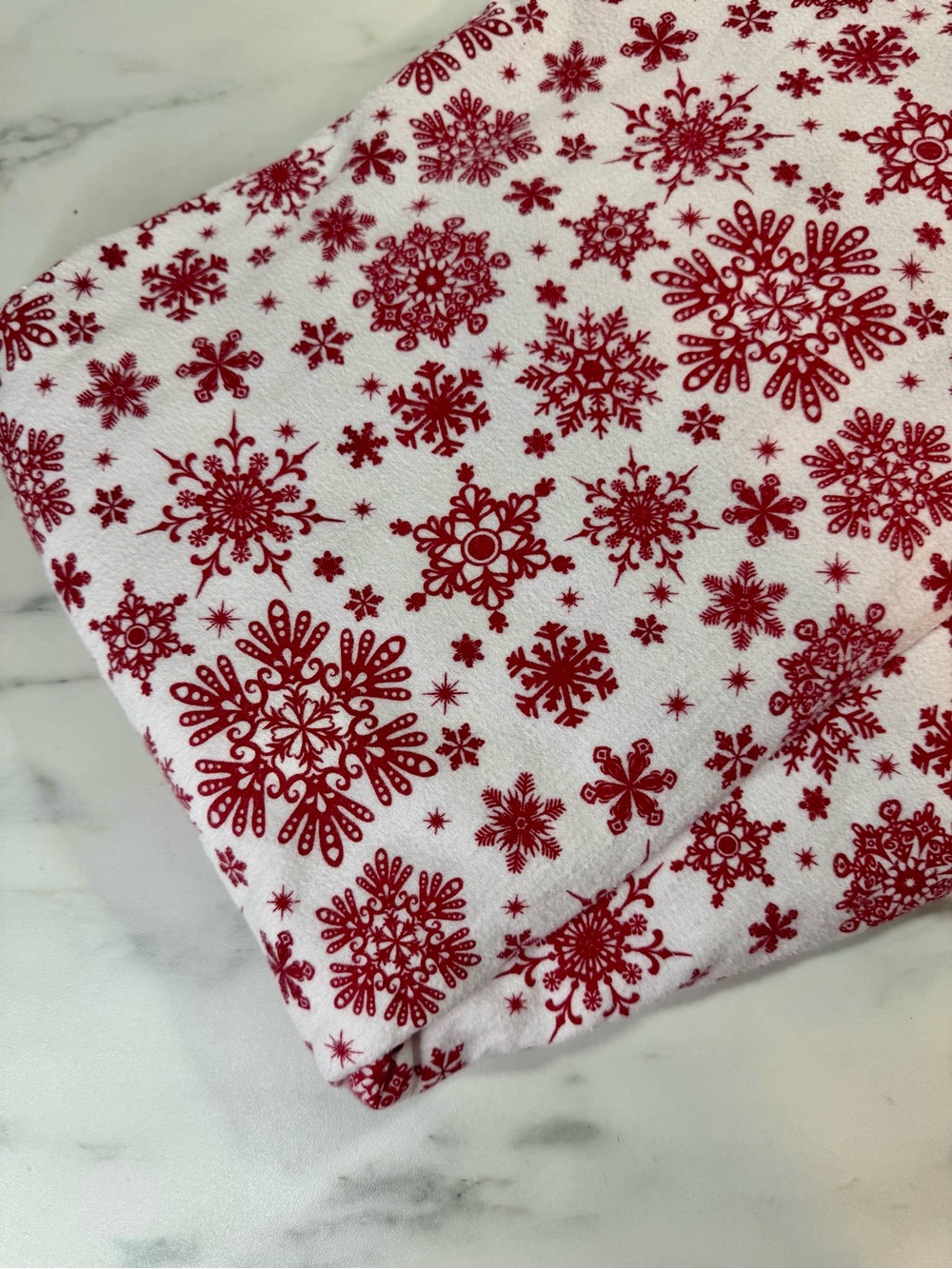 Double Flannel Flat Sheet 100% Cotton Red Snowflake Christmas Nantucket Home